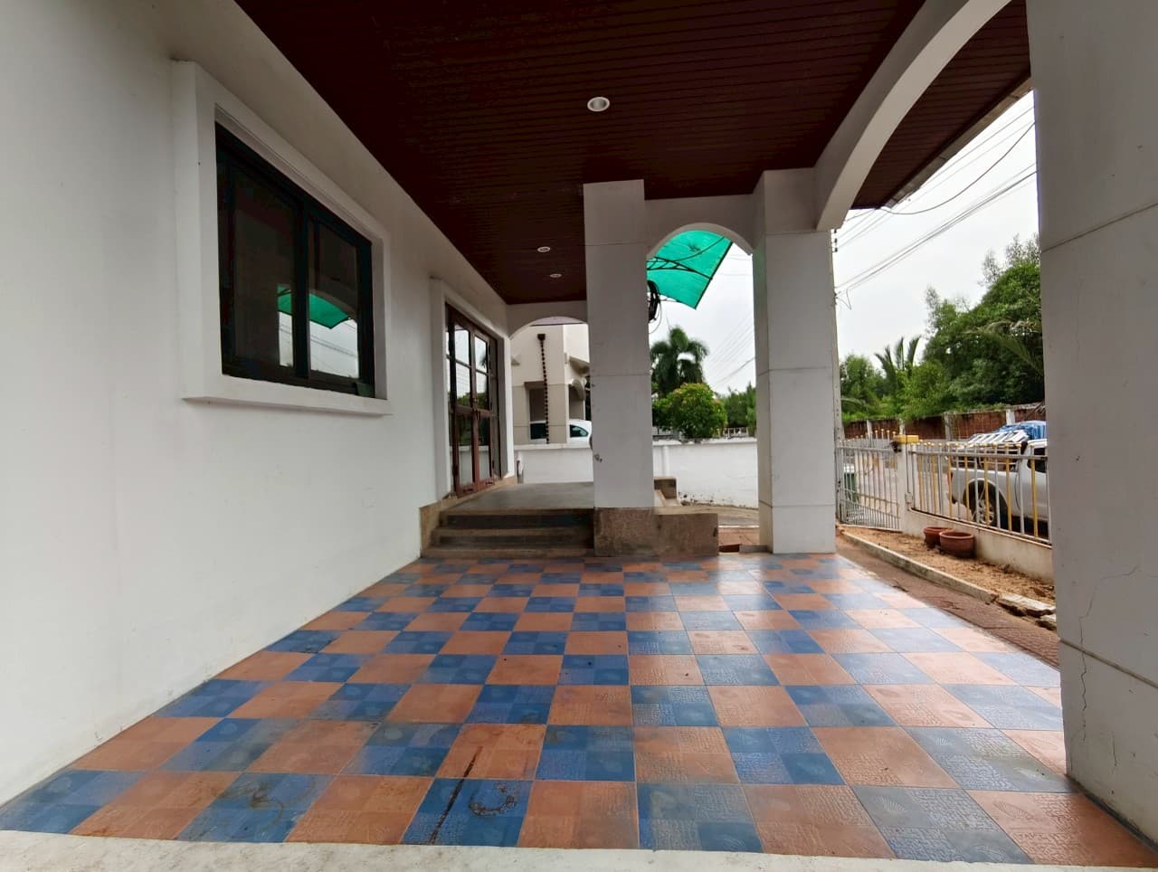 LINE_ALBUM_หลังทำ 9932_250509_6.jpg