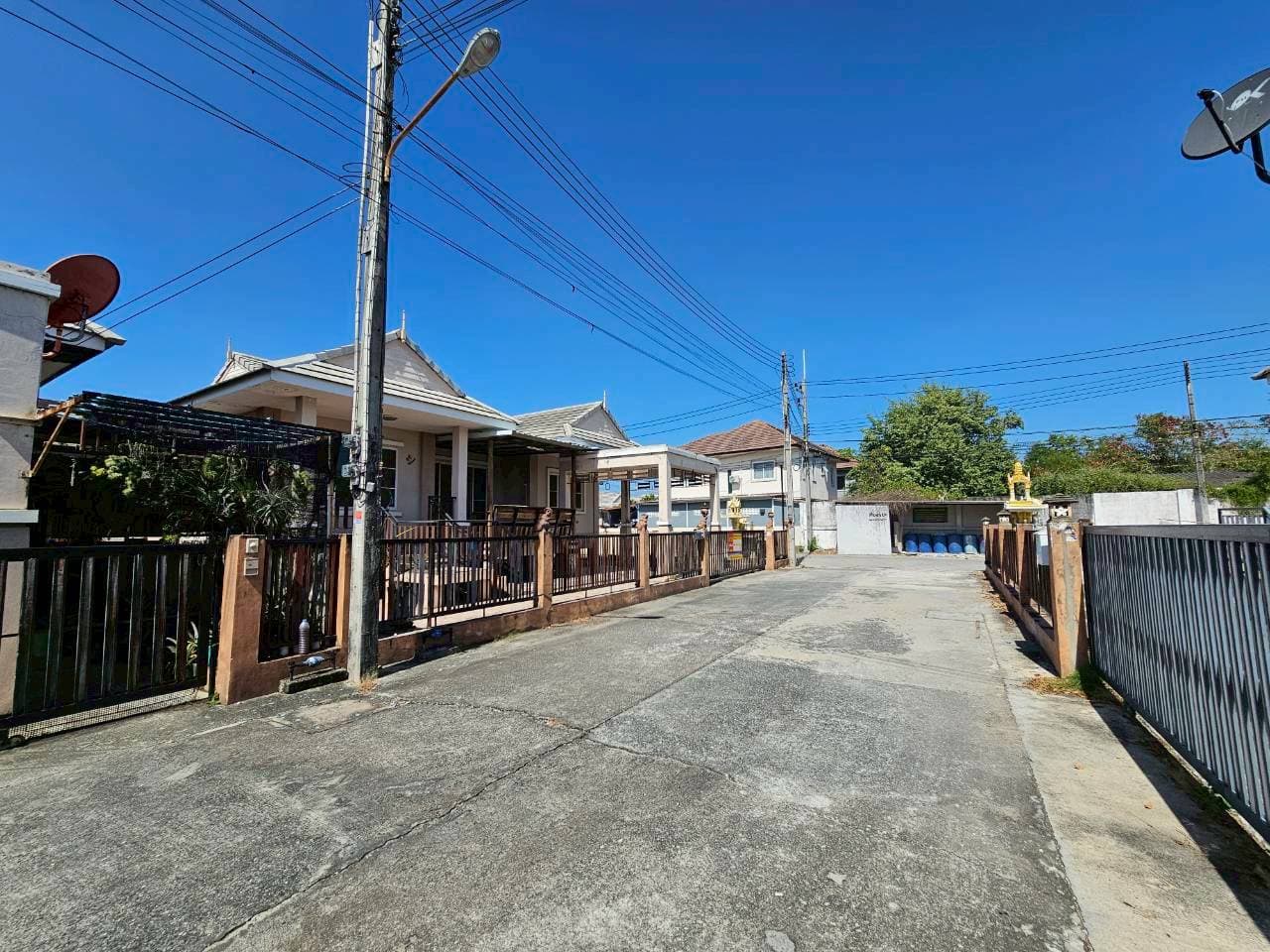LINE_ALBUM_DUCHOSH0116001 บ้านธนาบุรี340_260106_3.jpg