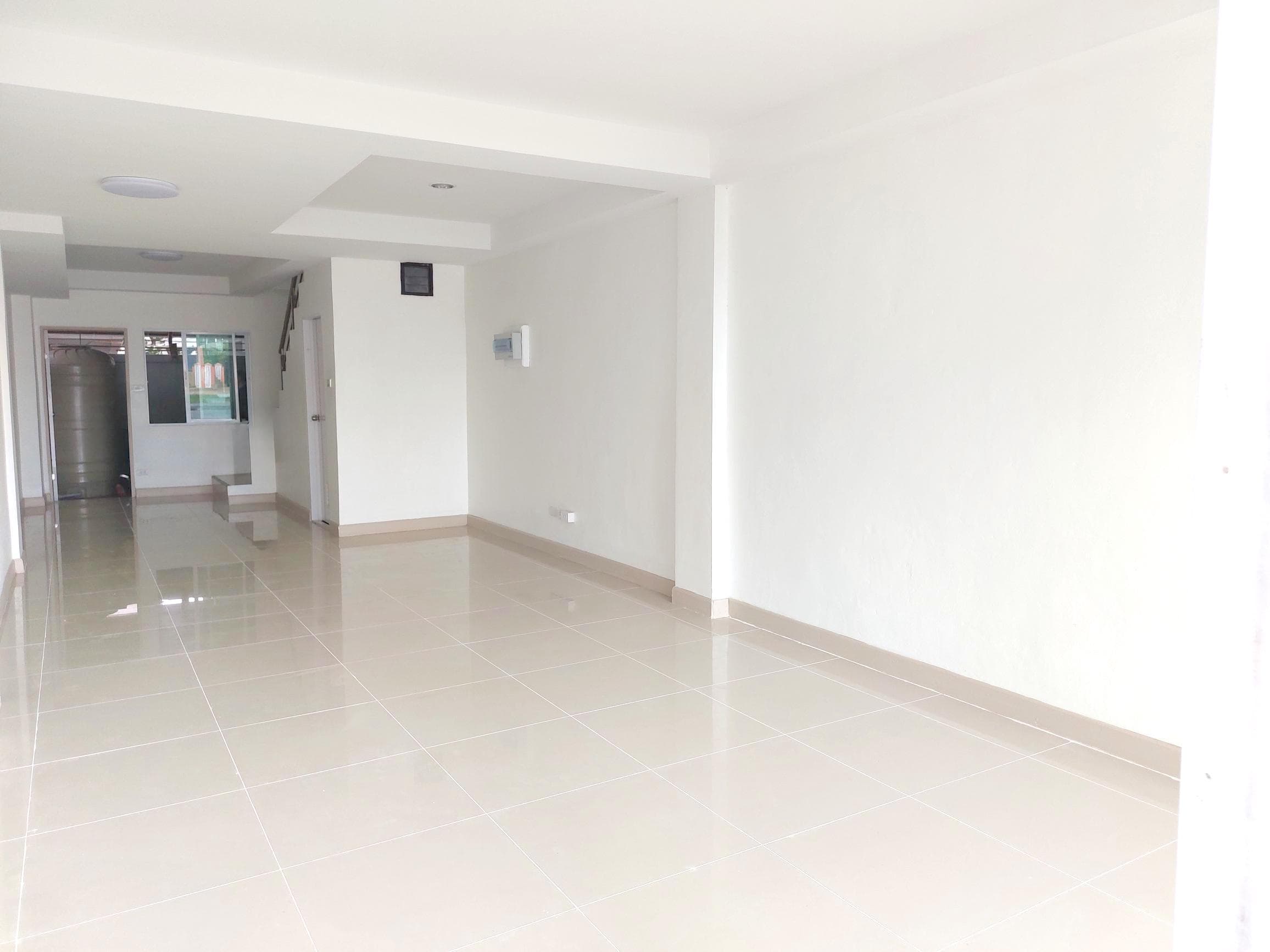bdf661ef-142049-0 (1).jpg