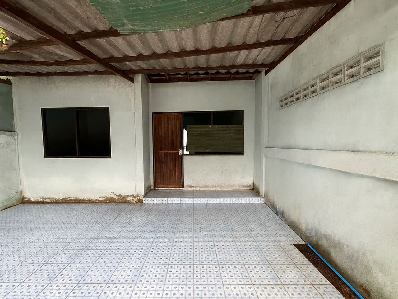 e1047ef1-52996-5.jpg