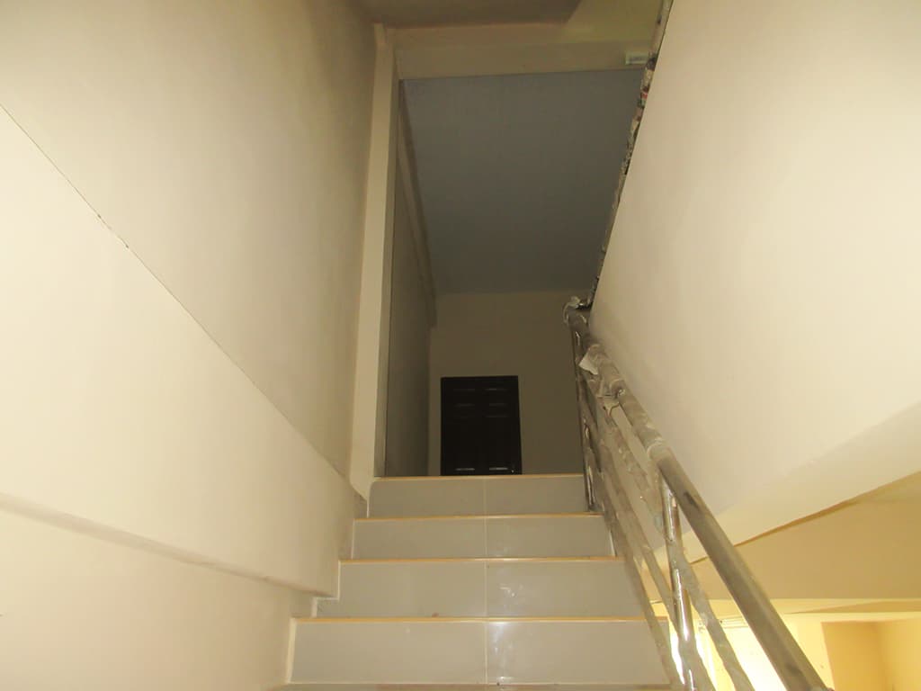 d19557a3-68998-6.jpg