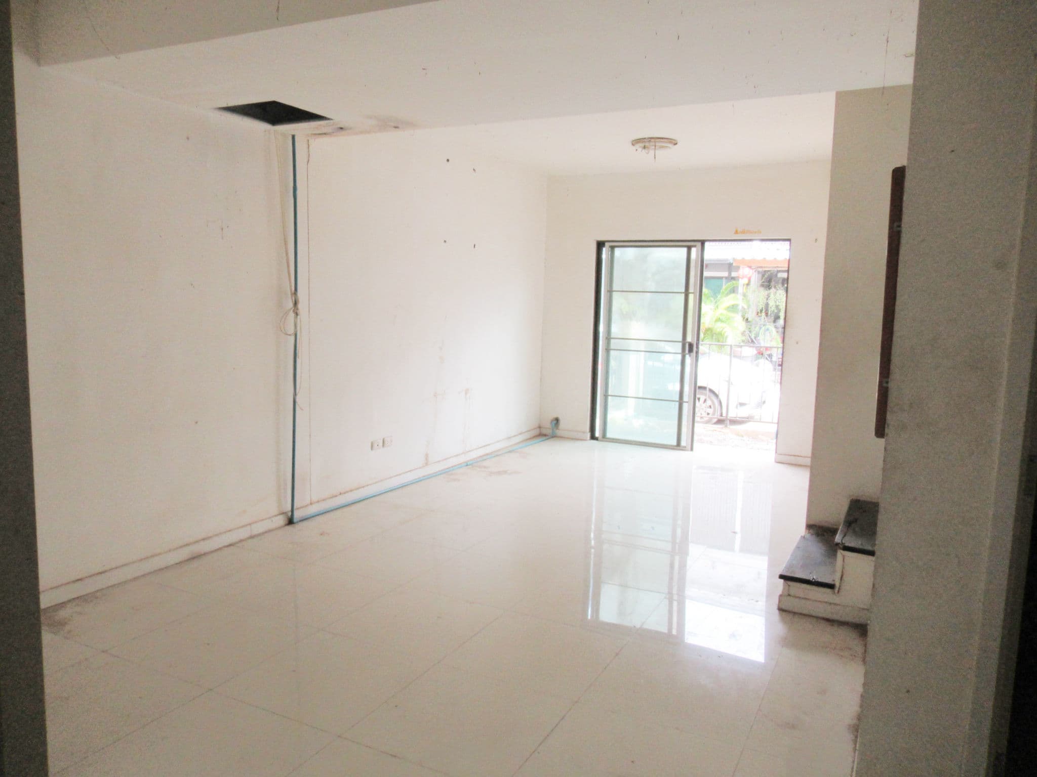 d4823f46-66474-4.jpg