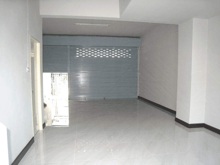 image - 2025-09-21T192427.664.png