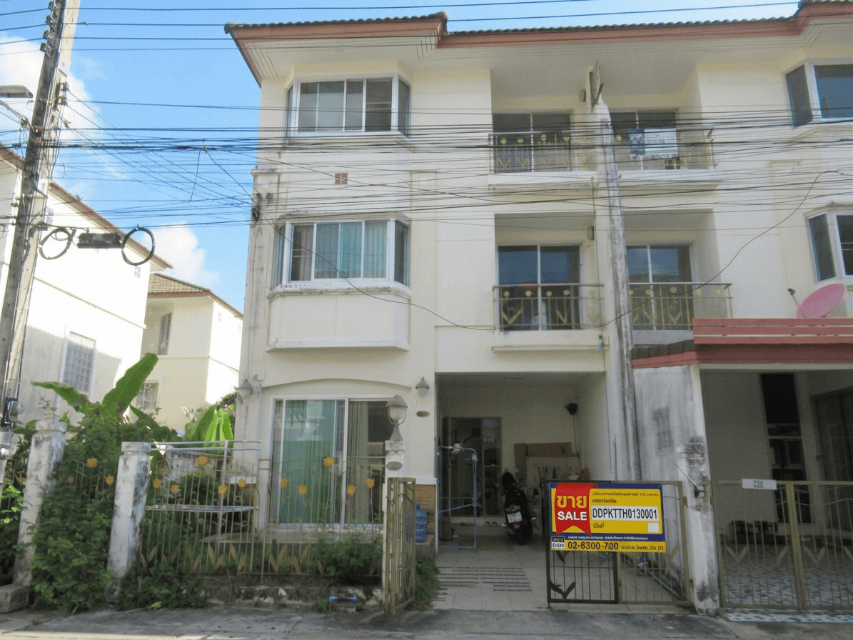 freepik_ddpktth0130001_2855676079.png