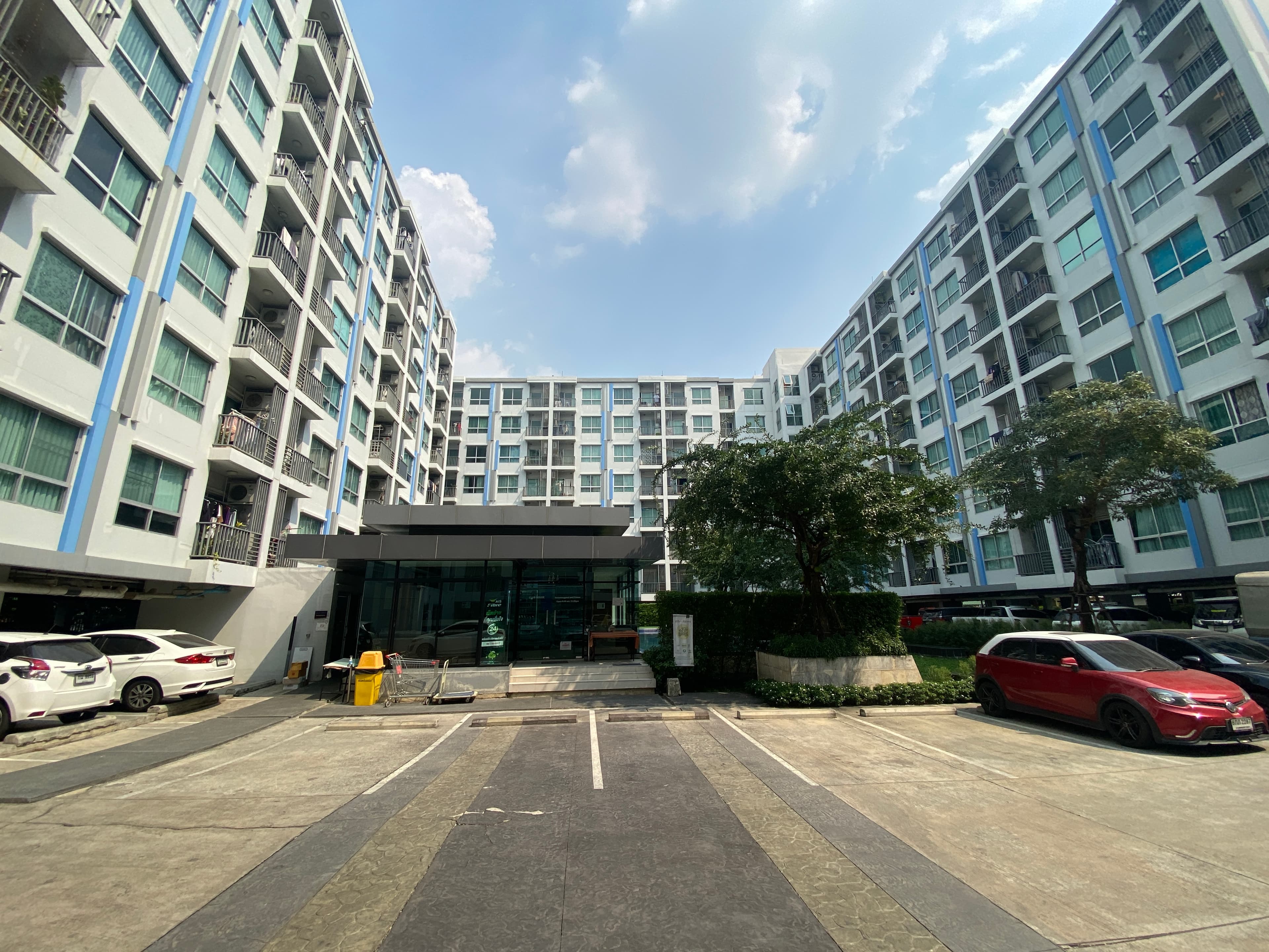 รูปอาคาร (3).jpg