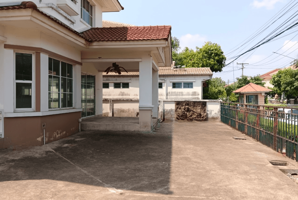 Canva Bamm (100).png